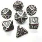  DES METAL - MINI LOT DE 7 DES (14MM) - SHINY SILVER (+ BOITE DE RANGEMENT ACRYLIQUE FOURNI)
